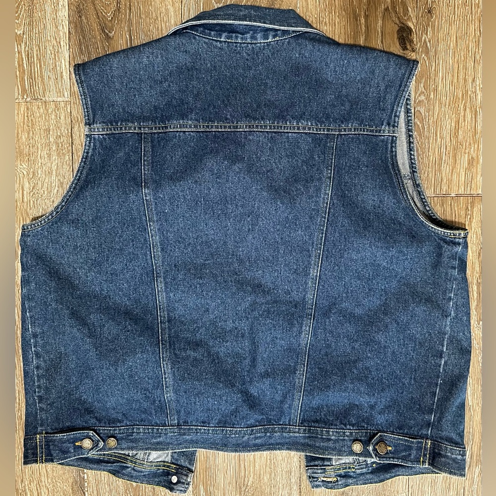 Denim Sleeveless Jean Jacket - Picture 2 of 2